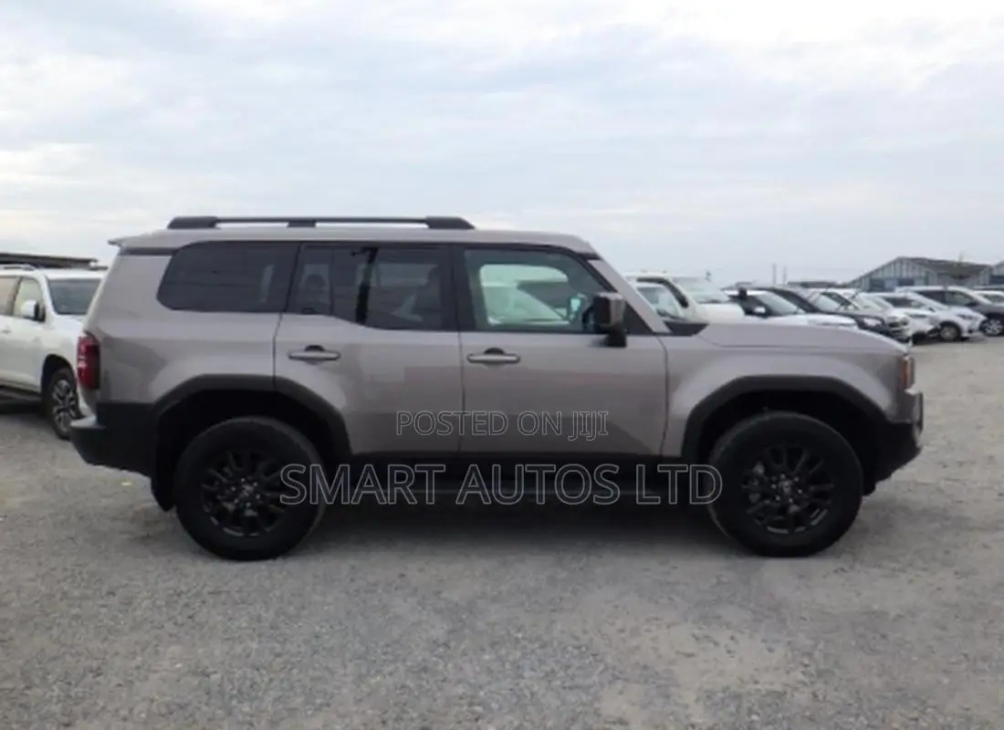 Toyota Land Cruiser LC250 2024 Gold