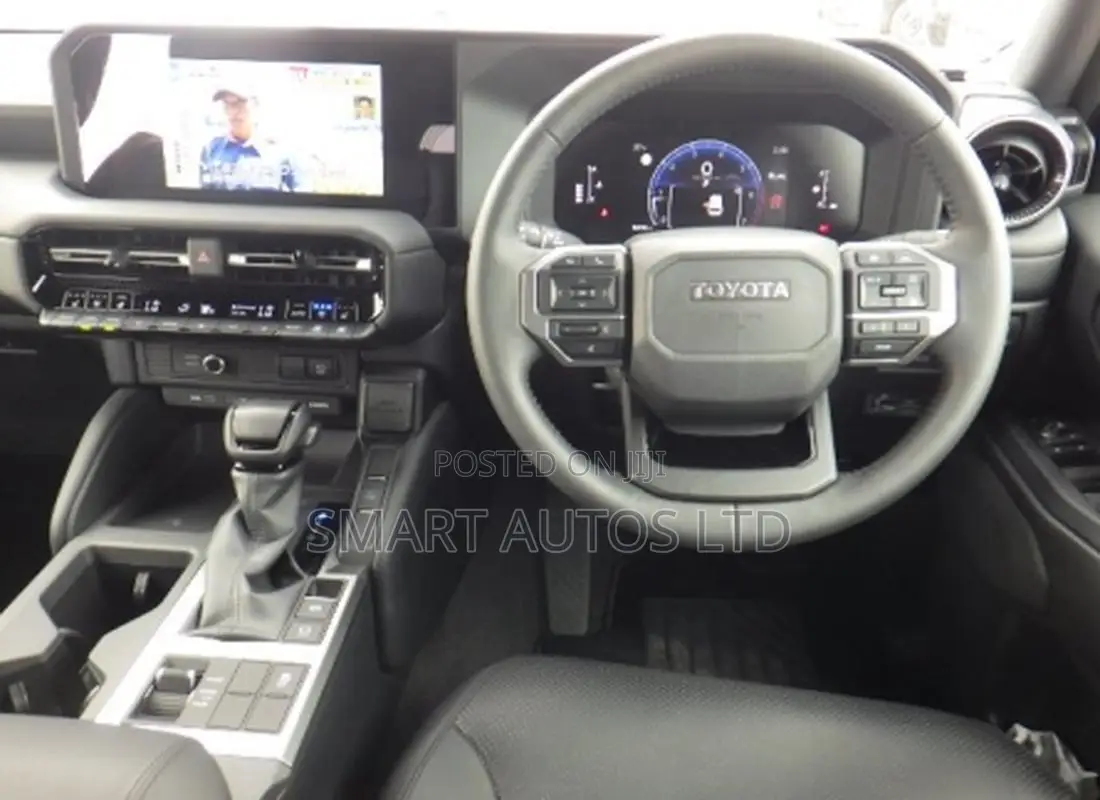 Toyota Land Cruiser LC250 2024 Gold
