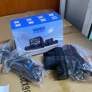 1.5-Inch LCD Screen 30fpshigh Quality Video/Image G50 3-Lens Dash Cam