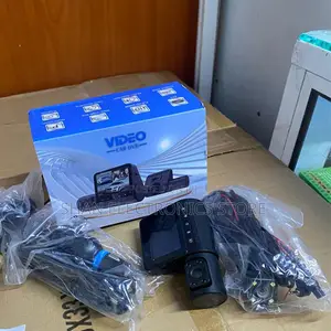 1.5-Inch LCD Screen 30fpshigh Quality Video/Image G50 3-Lens Dash Cam