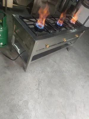 Commercial Three‐Burner Stainless Steel Gas Cooker