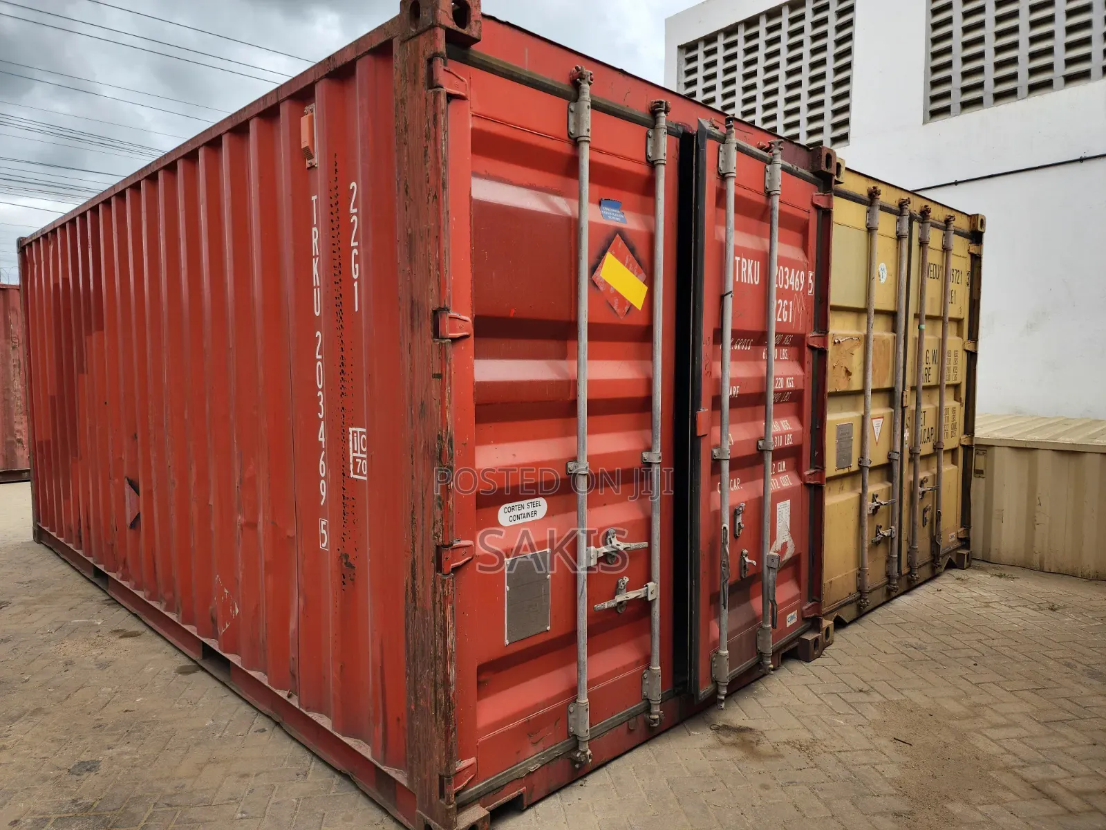 Fiti Sana! 20-Foot Cargo Containers Available Now!
