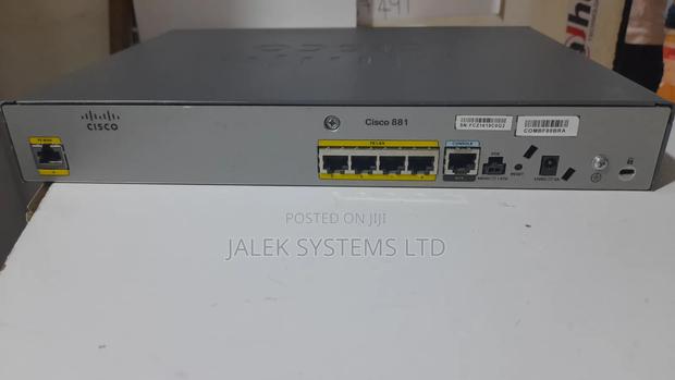 Cisco C881 Router