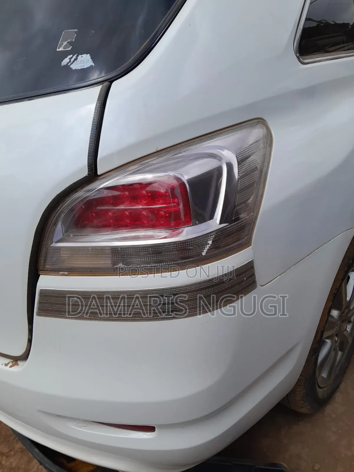 Nze 2002-2003 Taillight
