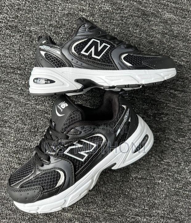 New Balance 530s in Kids' Sizes 31-35