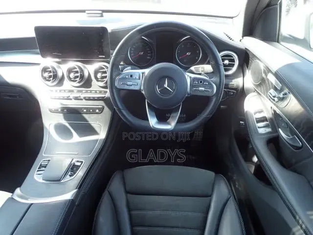 Mercedes-Benz GLC-Class 2019 White