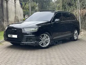 Audi Q7 2016 Black
