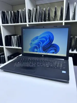 Laptop HP 15-da3007nia 8GB Intel Core i5 SSD 256GB