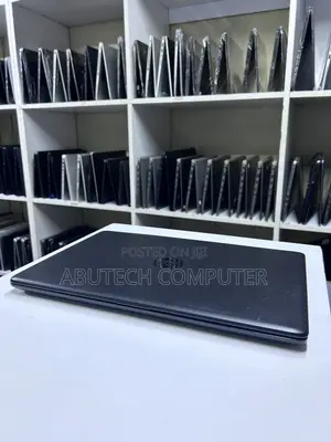 Laptop HP 15-da3007nia 8GB Intel Core i5 SSD 256GB
