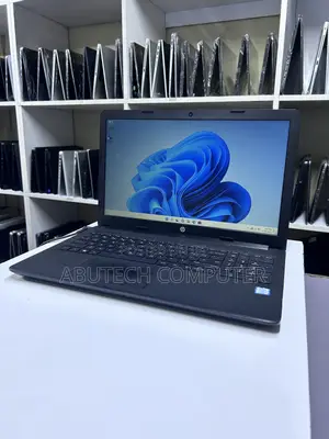 Laptop HP 15-da3007nia 8GB Intel Core i5 SSD 256GB