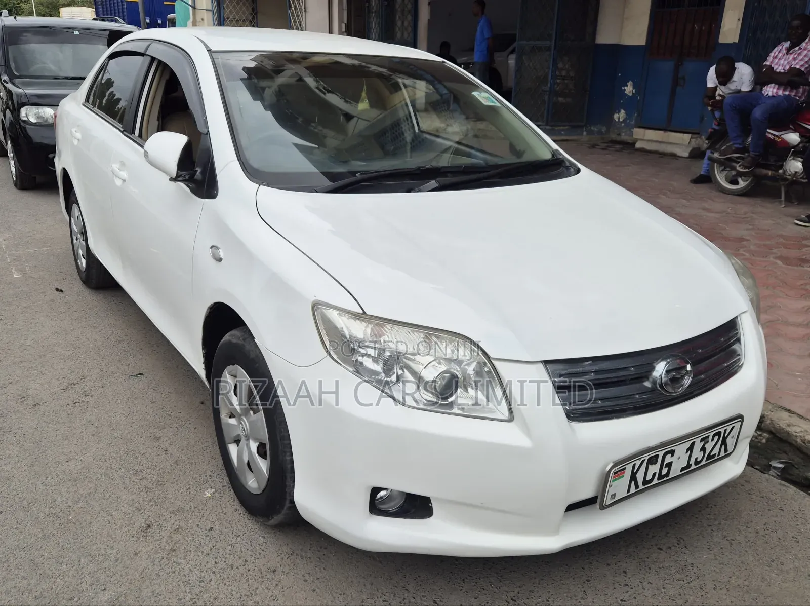 Toyota Axio 2010 White