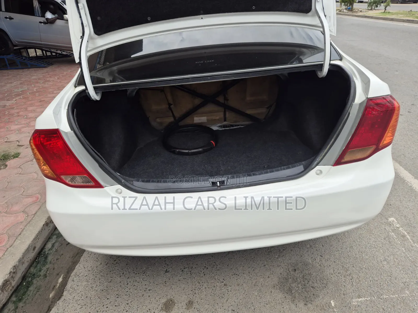 Toyota Axio 2010 White