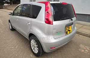 Nissan Note 2012 Silver