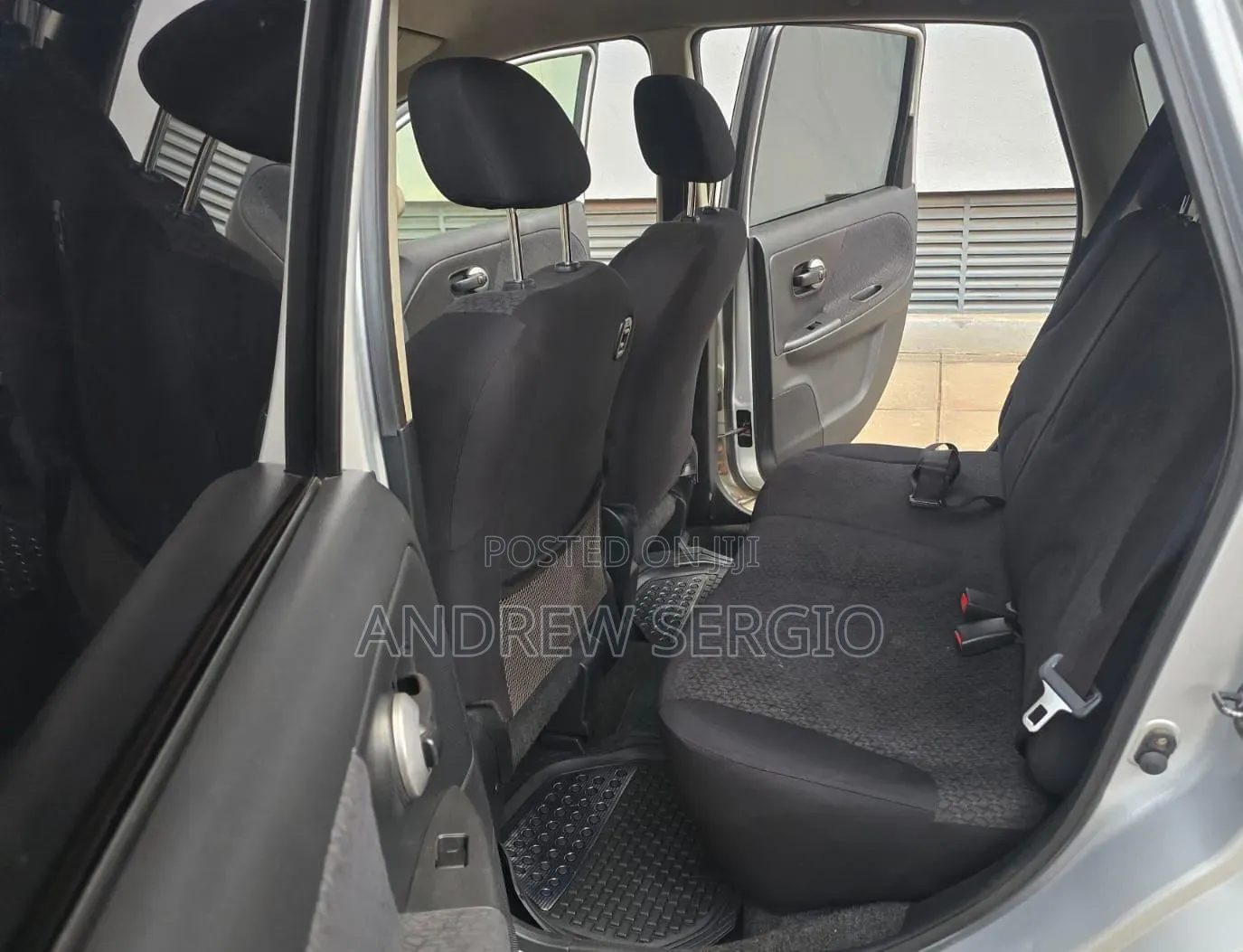Nissan Note 2012 Silver