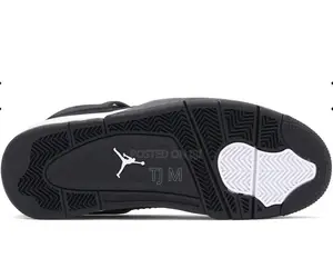 Jordan 4 Retro White Thunders