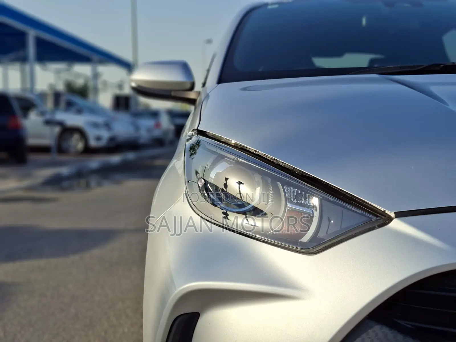 Toyota Yaris 1.5 Sedan L 2020 Silver