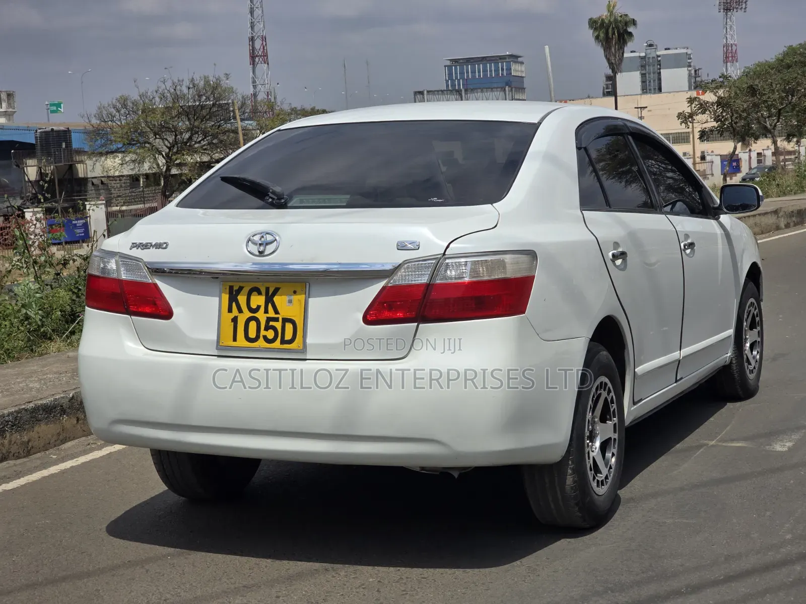 Toyota Premio 2010 White