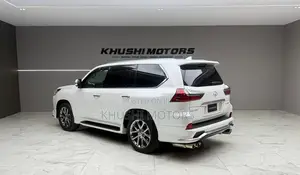 Lexus LX 2019 White
