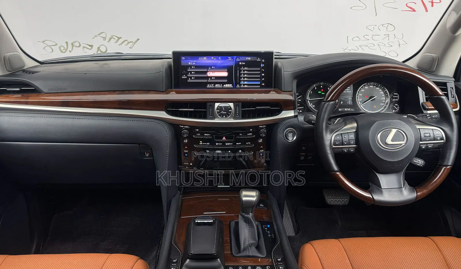 Lexus LX 2019 White
