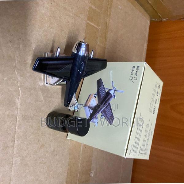 . FT2 Solar Dashboard Perfume Spinner With Automatic Rotation