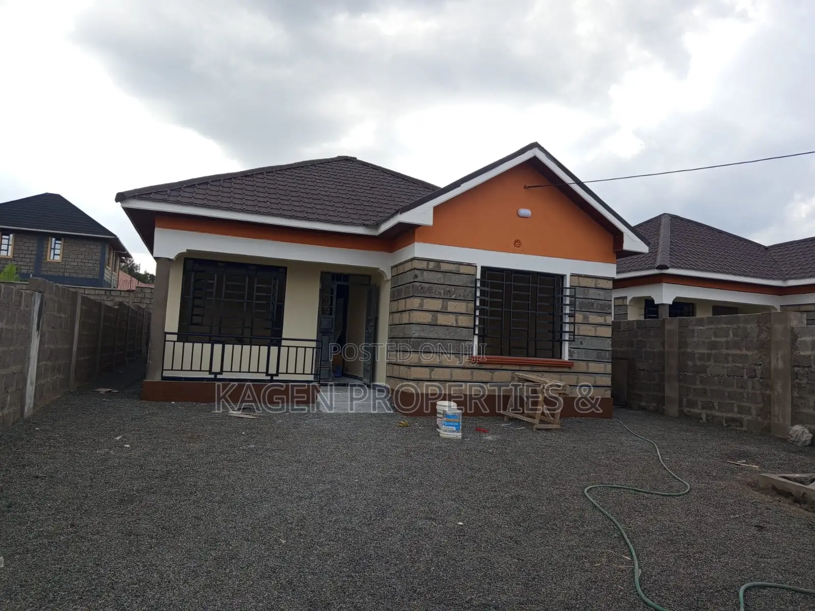 3bdrm Bungalow in Nkoroi for sale