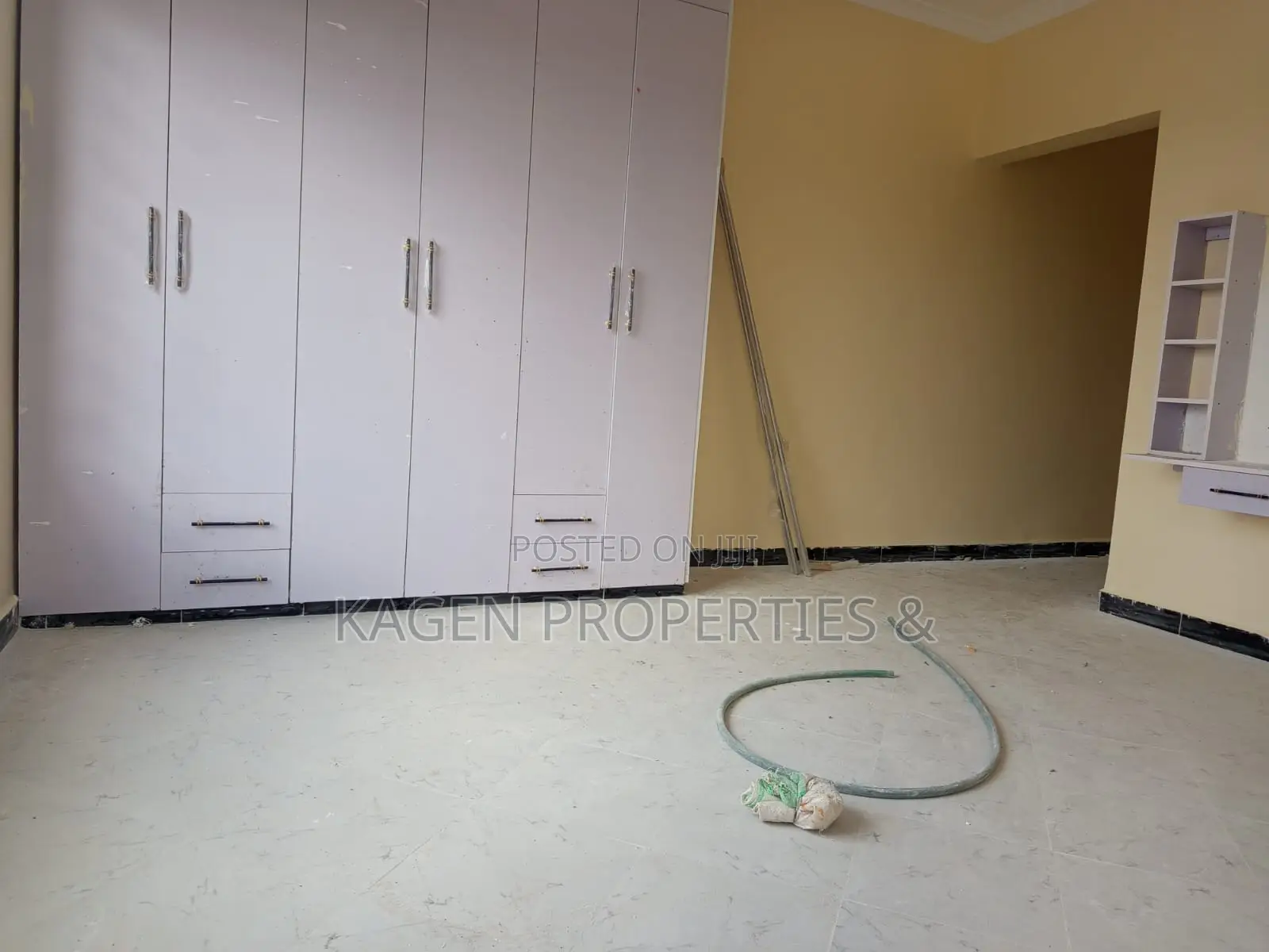3bdrm Bungalow in Nkoroi for sale