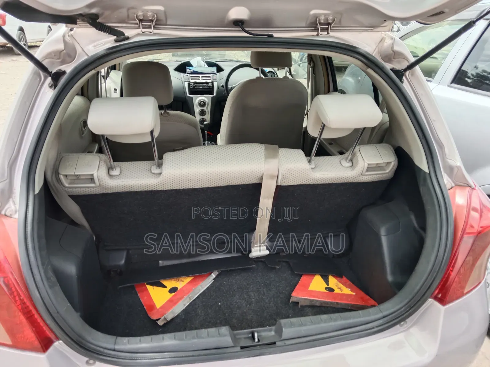 Toyota Vitz 2006 Beige