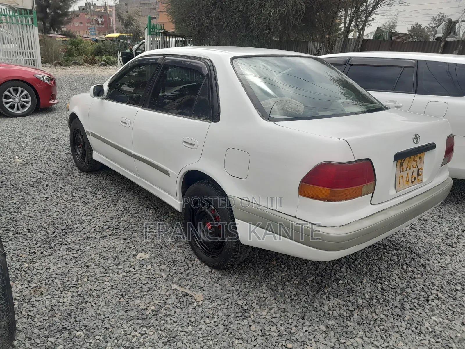 Toyota Corolla 1995 White