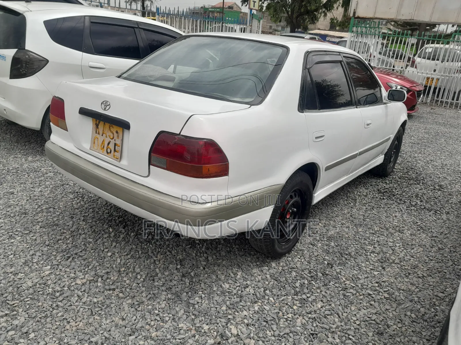 Toyota Corolla 1995 White