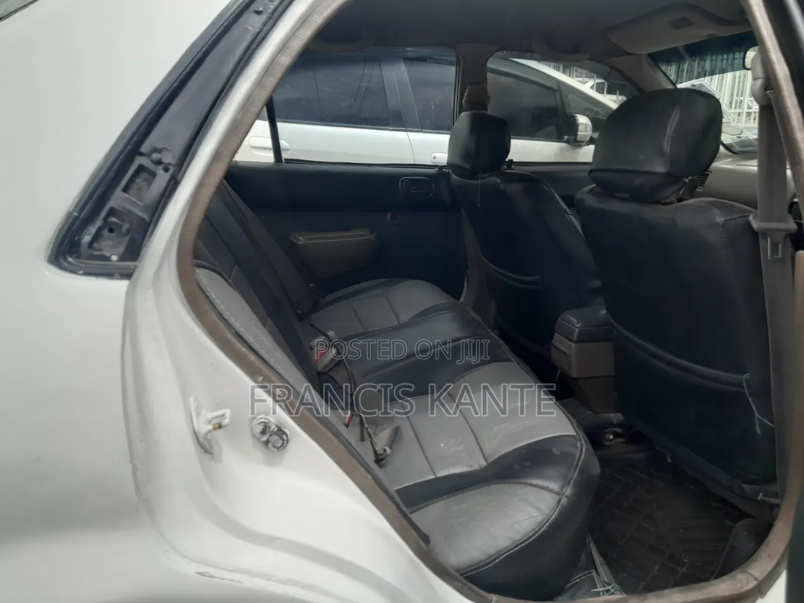 Toyota Corolla 1995 White
