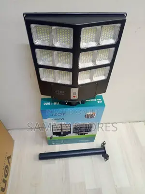 1000W IP67 Waterproof Solar LED Street Lamp for Home, Garden Farm