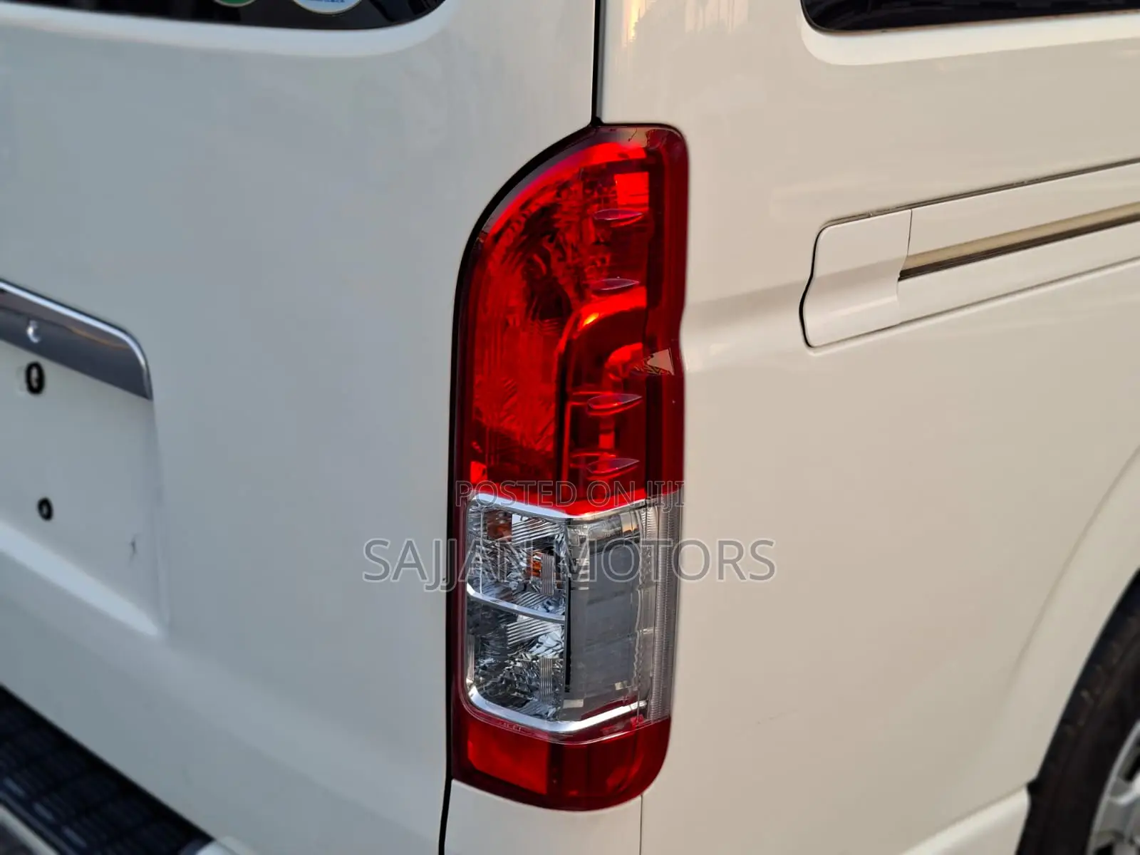 Toyota HiAce 2020 White