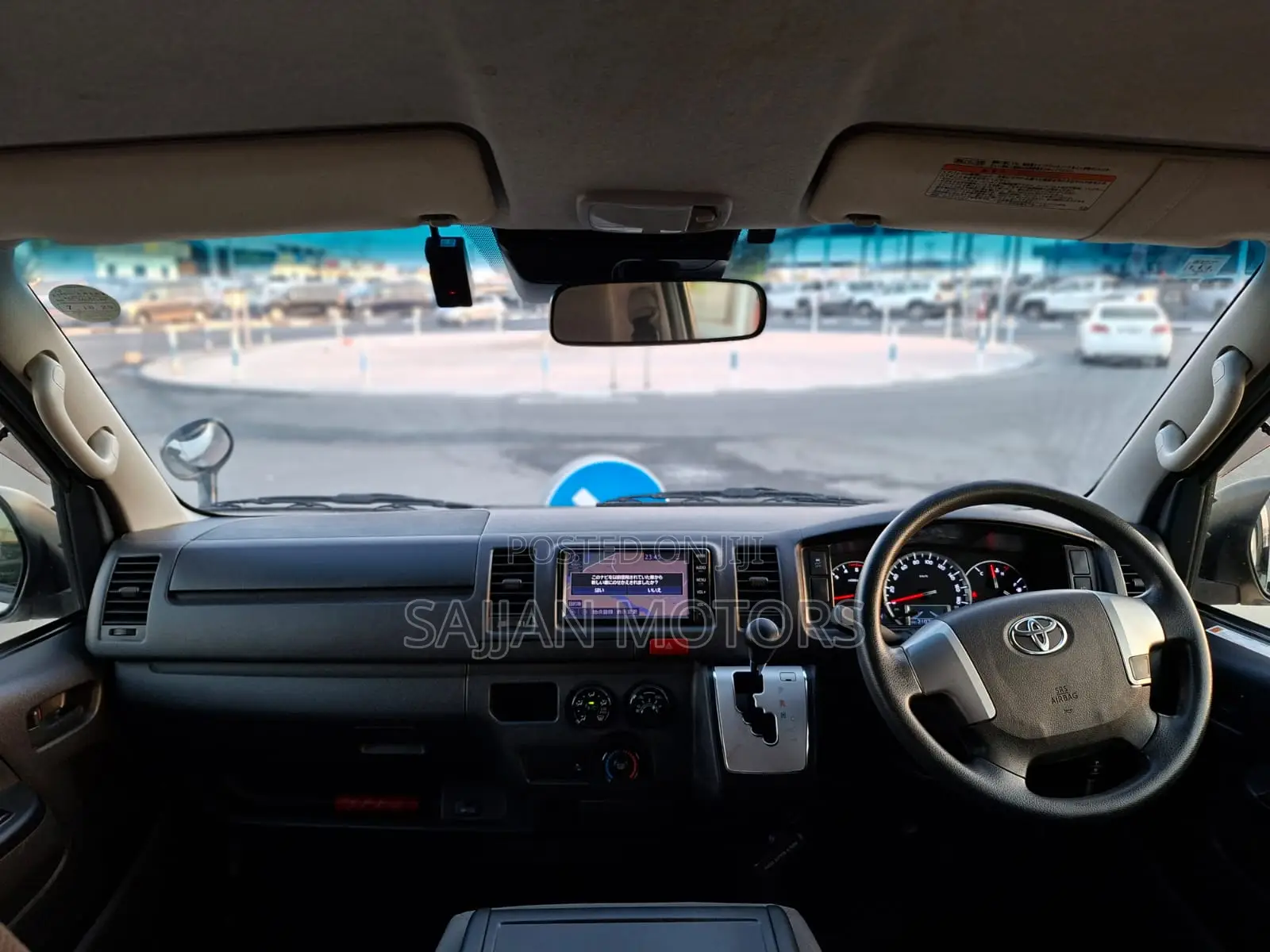 Toyota HiAce 2020 White