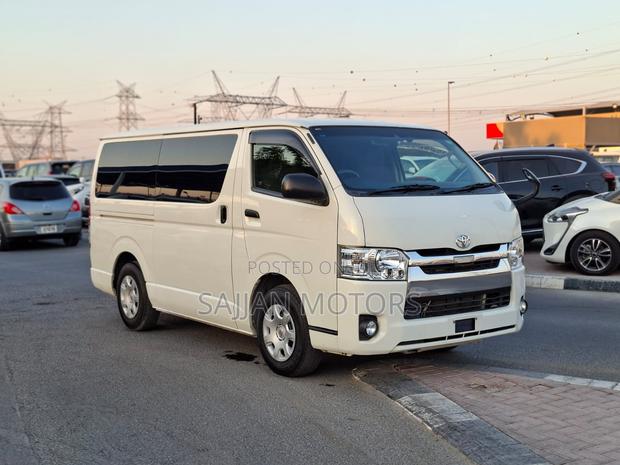 Toyota HiAce 2020 White