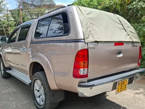Toyota Hilux 2007 Silver