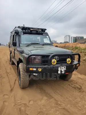Toyota Land Cruiser 79 Series 2013 Green