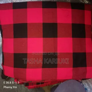 Soft Fleece Maasai Throw Blanket – Warm Comfortable