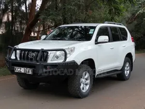 Toyota Land Cruiser Prado 2012 White