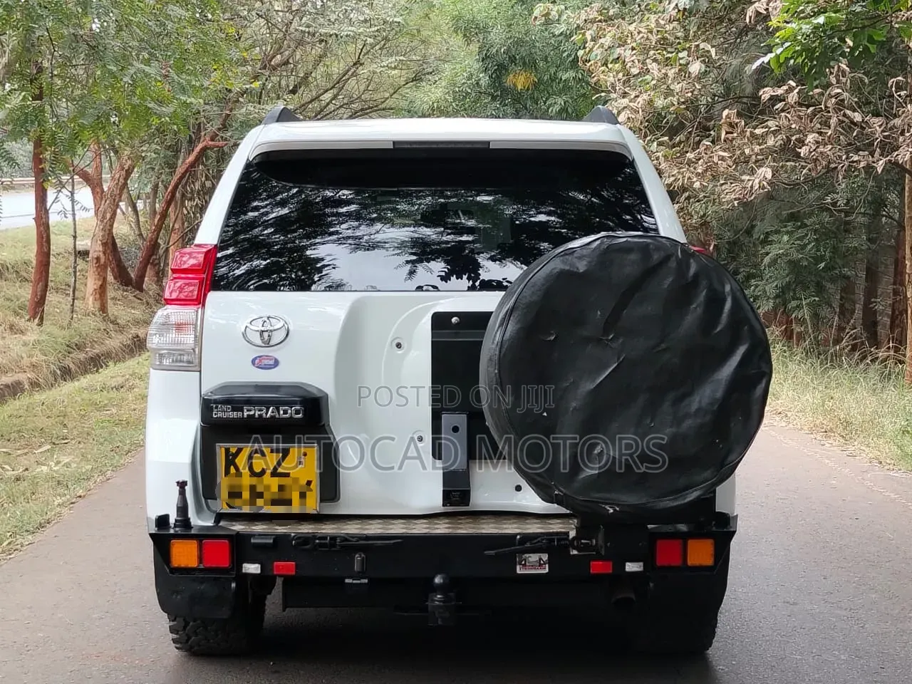 Toyota Land Cruiser Prado 2012 White