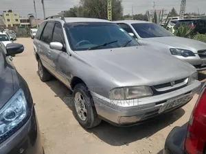 Nissan Wingroad 2015 Silver