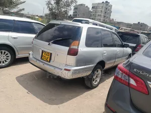 Nissan Wingroad 2015 Silver