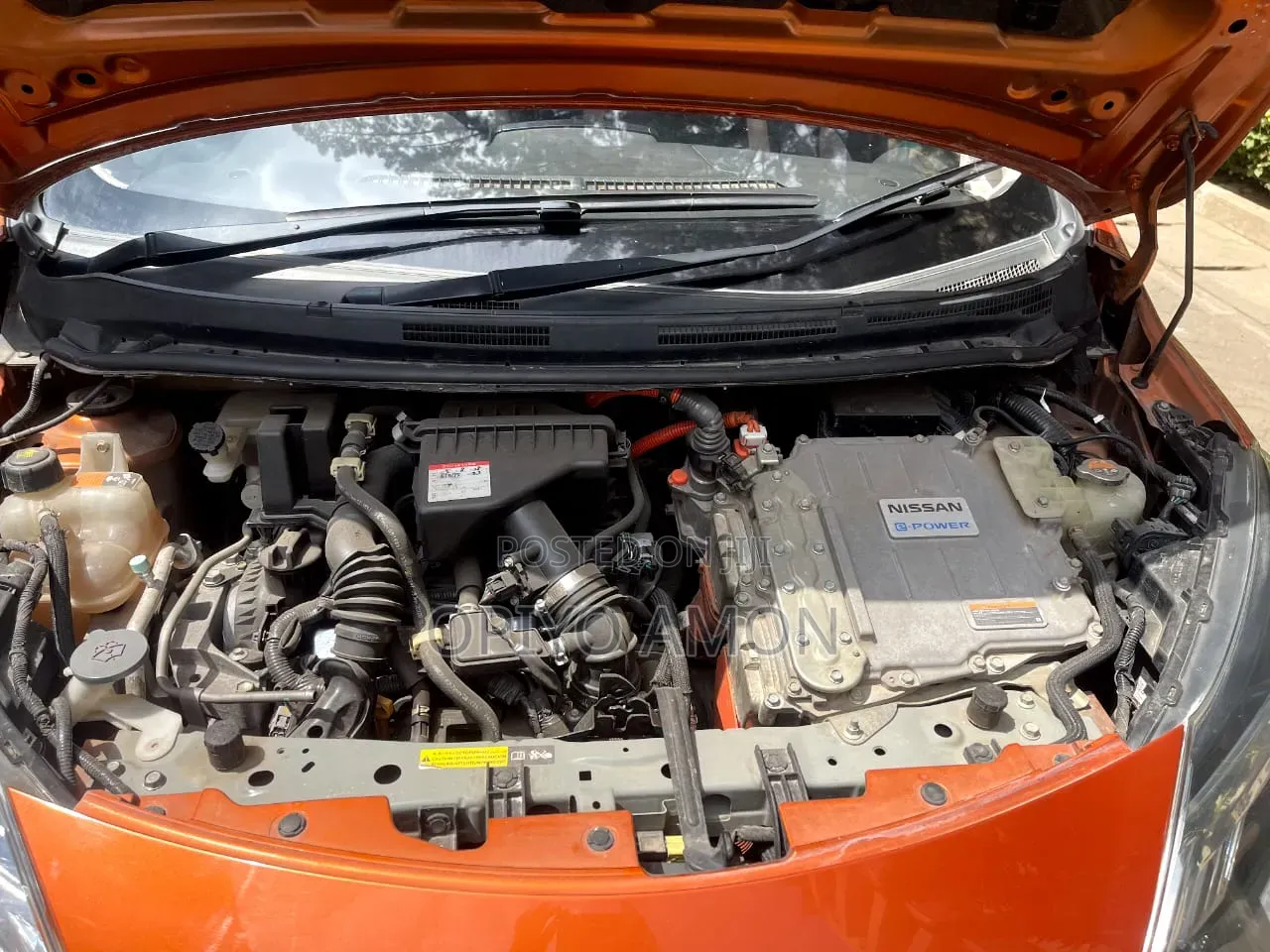Nissan Note 2018 Orange