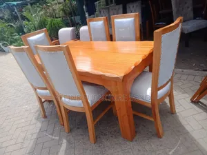 Dinning Set Available at a Fair and Affordable Price