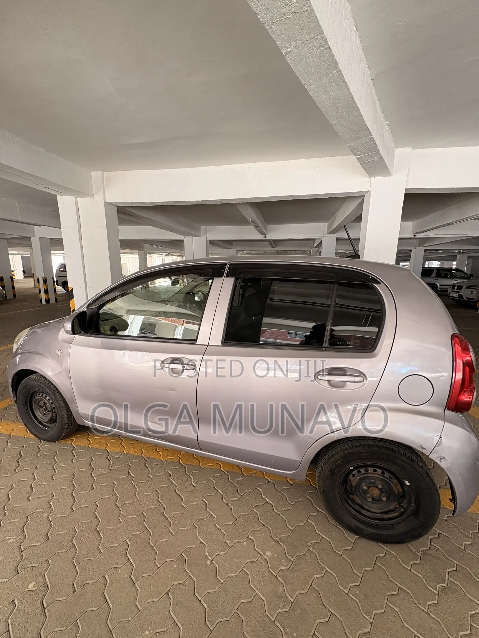 Toyota Passo 2012 Pink