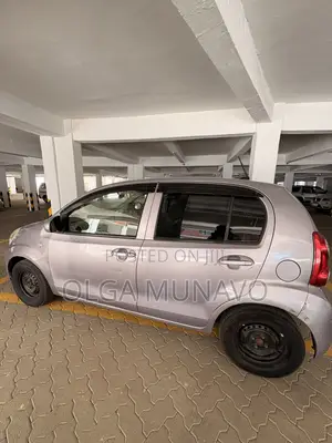Toyota Passo 2012 Pink
