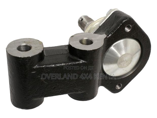 Defender Frame Ball Joint and Bracket - Front / Rear - thumbnail 2