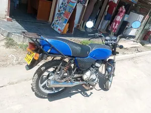 Bajaj Boxer BM100ES 2022 Red