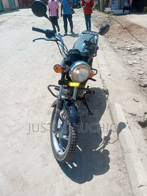 Bajaj Boxer BM100ES 2022 Red