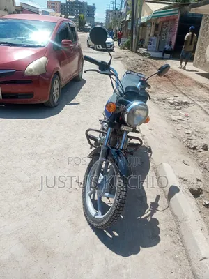 Bajaj Boxer BM100ES 2022 Red