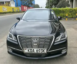 Toyota Crown 2013 Black